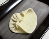 A picture of step 5 of Paneer Momo.