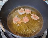 รูปขั้นตอนการทำที่ 1 ของ ข้าวต้มไข่ขาวหมูเด้ง