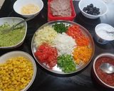 મેક્સીકન 7 લેયર ડીપ રેસીપી સ્ટેપ1ફોટો