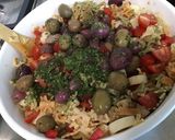 Une image de l'étape 12 de Salade de farfalles aux légumes, viandes grillées et olives.