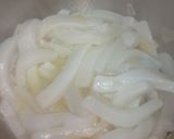 Foto del paso 4 de la receta Pota al ajillo con papas aliñadas