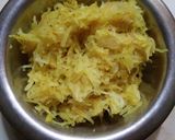 A picture of step 2 of Papaya Paratha.