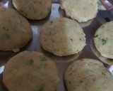A picture of step 1 of Anday Aloo ka Burger.