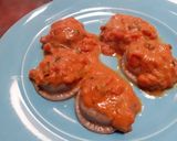 Foto del paso 4 de la receta: Sorrentinos integrales de salmón rosado con salsa de tomate