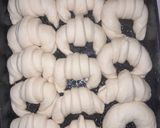 Foto del paso 6 de la receta: Medialunas sin Hojaldre de Manteca