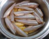 Hình bước làm 2 của món Cá CƠM trổng kho cay