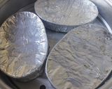 A picture of step 4 of Leche Flan.