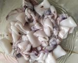 Foto langkah ke 1 dari resep Cumi Saos Padang.
