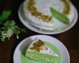 A picture of step 23 of Pistachio Tresleches Cake.