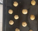 A picture of step 8 of Traditional Choc chip cookies.