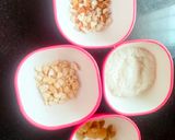 सूजी की बर्फी (sooji ki barfi recipe in Hindi) रेसिपी चरण 2 फोटो