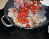 Foto del paso 3 de la receta: Pollo con tomatitos y vinagre de Módena