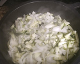 Foto del paso 1 de la receta: Croquetas de pollo y calabacín