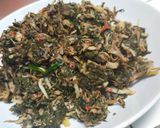 Foto langkah ke 4 dari resep Tumis daun ubi (singkong) dan jantung pisang.
