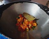 A picture of step 3 of Turai-Mushroom Curry.