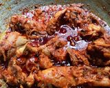A picture of step 3 of Spicy chicken curry.