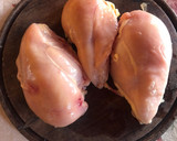 Foto del paso 1 de la receta: Pechuga de pollo al verdeo😋