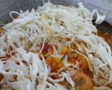 Foto langkah ke 8 dari resep Seblak Udang Spesial 🍤🍤🍤.
