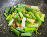 子樂辣醬爆香白蝦 (子樂ラー油香り爆炒エビ)的食譜步驟7照片