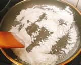 Hình bước làm 1 của món Mochi chuối