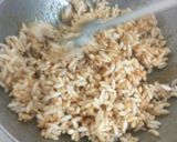 A picture of step 2 of मुरमुरा के लड्डू (Murmura Ladoo).