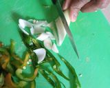 A picture of step 3 of Capsicum pakora.