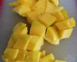 Foto del paso 1 de la receta: Ensalada de brevas y espinacas con vinagreta de mango
