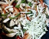 A picture of step 4 of Szechuan chicken.