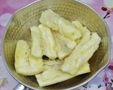 Foto langkah ke 3 dari resep Singkong Goreng Merekah.