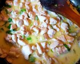 Foto langkah ke 6 dari resep Creamy Chicken Potato Pie.