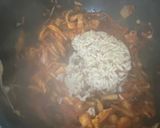 A picture of step 5 of Kimchi fried rice (chicken).
