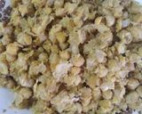 A picture of step 2 of Fatteh Hummus.