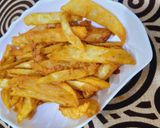 A picture of step 5 of French fries pakoray.