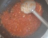 A picture of step 4 of Cheesy Noodles with Dumplings.