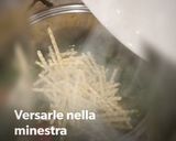 Foto del passaggio 3 della ricetta Busiate con tenerumi, zucca e fiori
