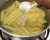 Foto langkah ke 2 dari resep Kentang goreng ala kfc.