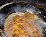 A picture of step 7 of Prawn curry.