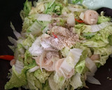 Foto langkah ke 2 dari resep Tumis Sawi Sosis.