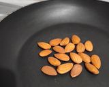 A picture of step 2 of Almond Sesame Candy.
