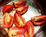 Hình bước làm 2 của món Canh Cá Hú Nấu Măng Chua