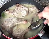 Foto del paso 7 de la receta Chuletas de cerdo encebolladas
