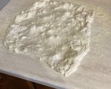 Foto del passaggio 2 della ricetta Pane alle noci, cottura in pentola di ghisa