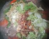Foto langkah ke 4 dari resep Sup Daging Sayuran Simple.