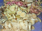 Sayur daun ubi tumbuk (khas Medan)