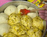 Foto langkah ke 6 dari resep Garlic Cheese Bread.