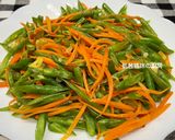 A picture of step 9 of Garlic Green Beans.