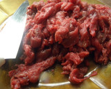Foto del paso 1 de la receta: Empanadas jugosas con relleno de carne cocido en el horno