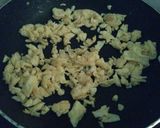 Foto langkah ke 3 dari resep Orak-Arik Pindang Peda Telur Praktis (Bumbu Iris).