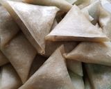 صورة لخطوة 7 من وصفة سمبوسك هندية 🌶🌶