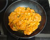 Foto del paso 4 de la receta: Gyros de pollo marinado con salsa tzatziki
